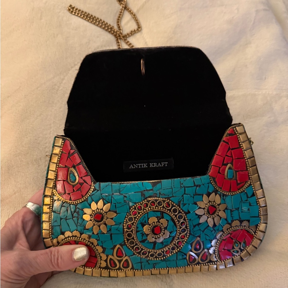 Antik Kraft mosaic crossbody bag with gold tone accents and chain strap - Picture 9 of 13